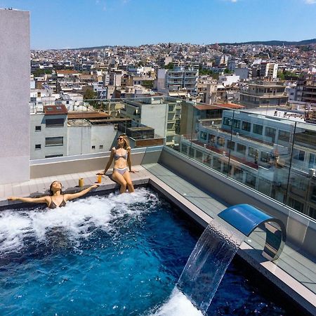 Onoma Hotel เทสซาโลนิกิ ภายนอก รูปภาพ Rooftop pool at the Hilton Athens