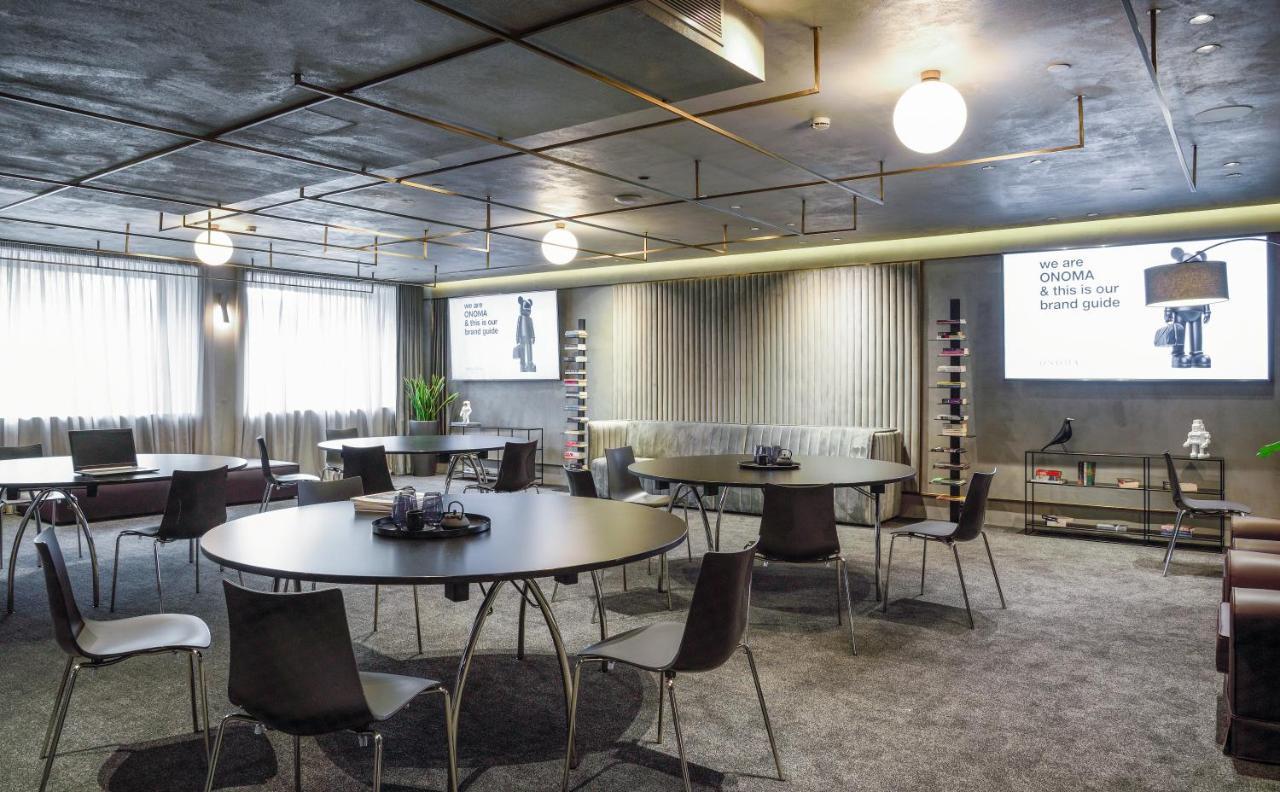 Onoma Hotel เทสซาโลนิกิ ภายนอก รูปภาพ The library