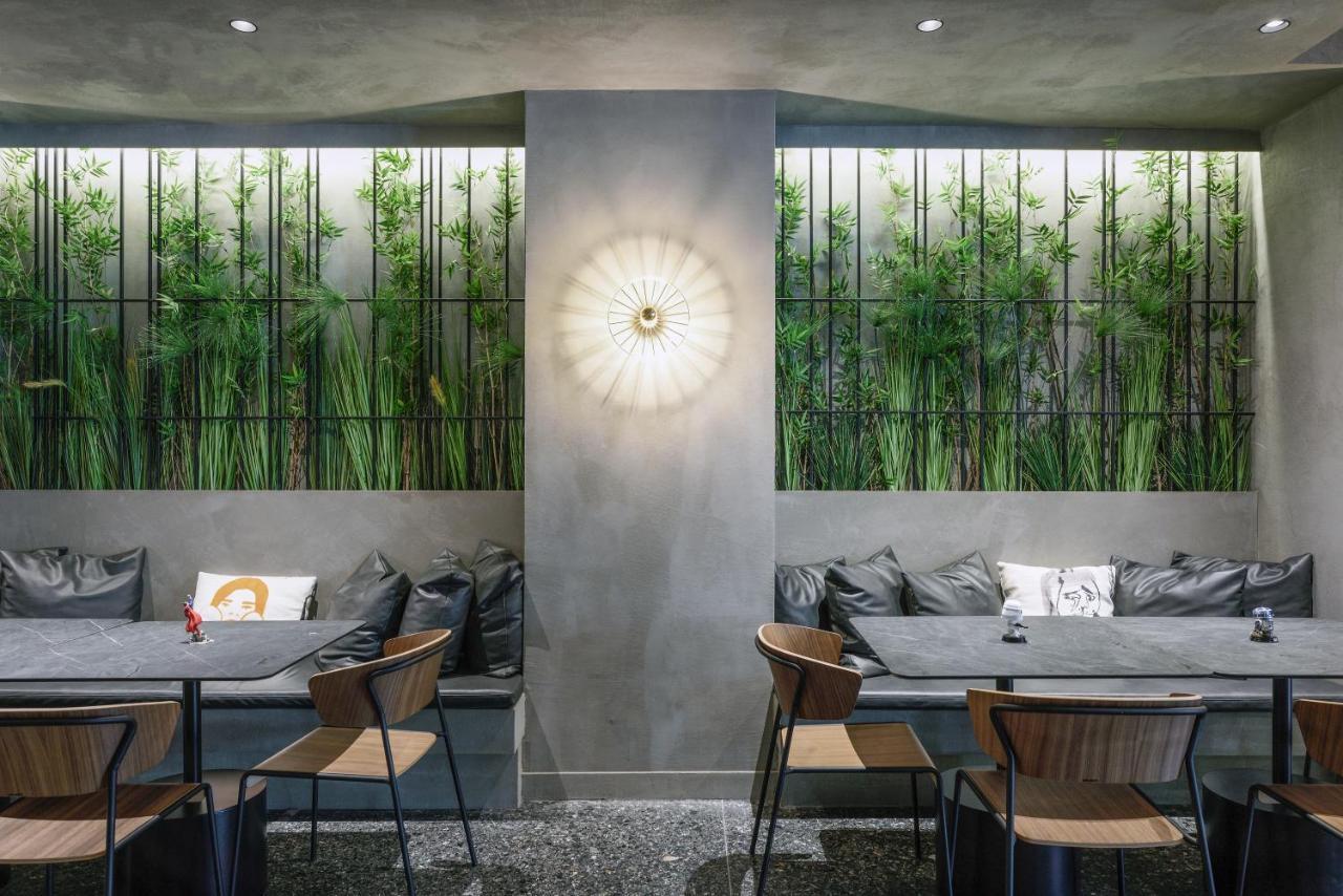 Onoma Hotel เทสซาโลนิกิ ภายนอก รูปภาพ Interior of the restaurant