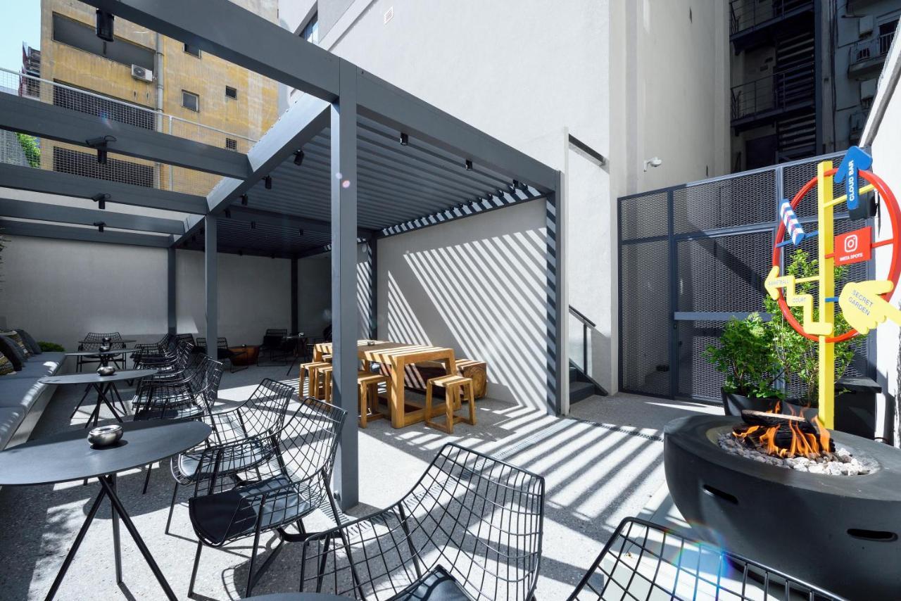 Onoma Hotel เทสซาโลนิกิ ภายนอก รูปภาพ The courtyard of the 4G building