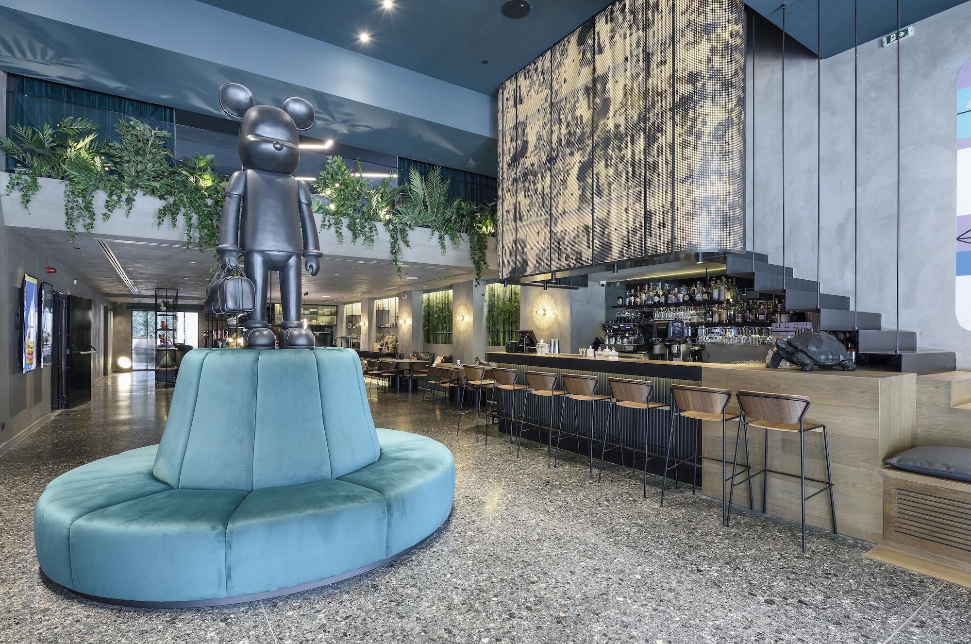 Onoma Hotel เทสซาโลนิกิ ภายนอก รูปภาพ The lobby of the hotel