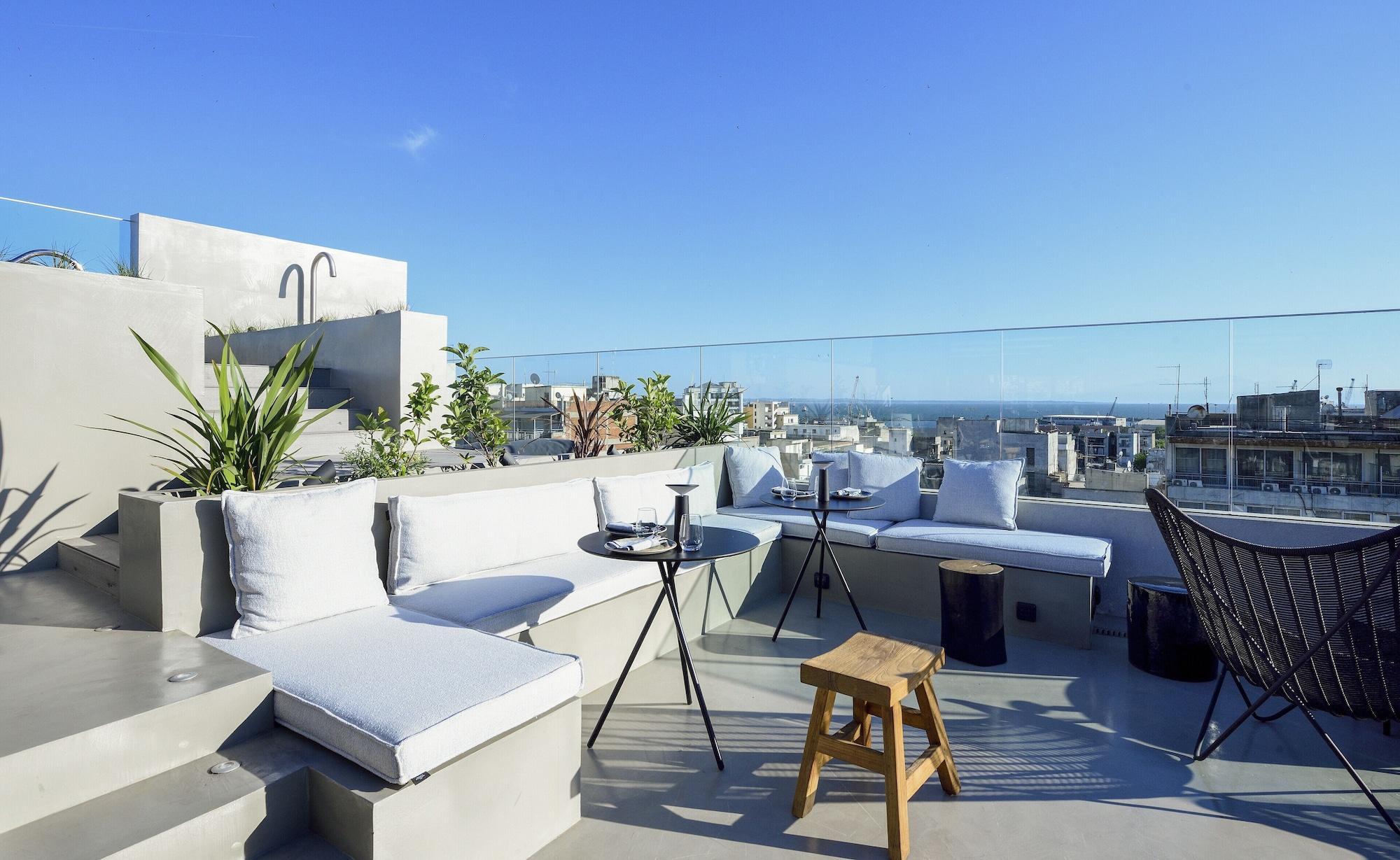 Onoma Hotel เทสซาโลนิกิ ภายนอก รูปภาพ Rooftop terrace