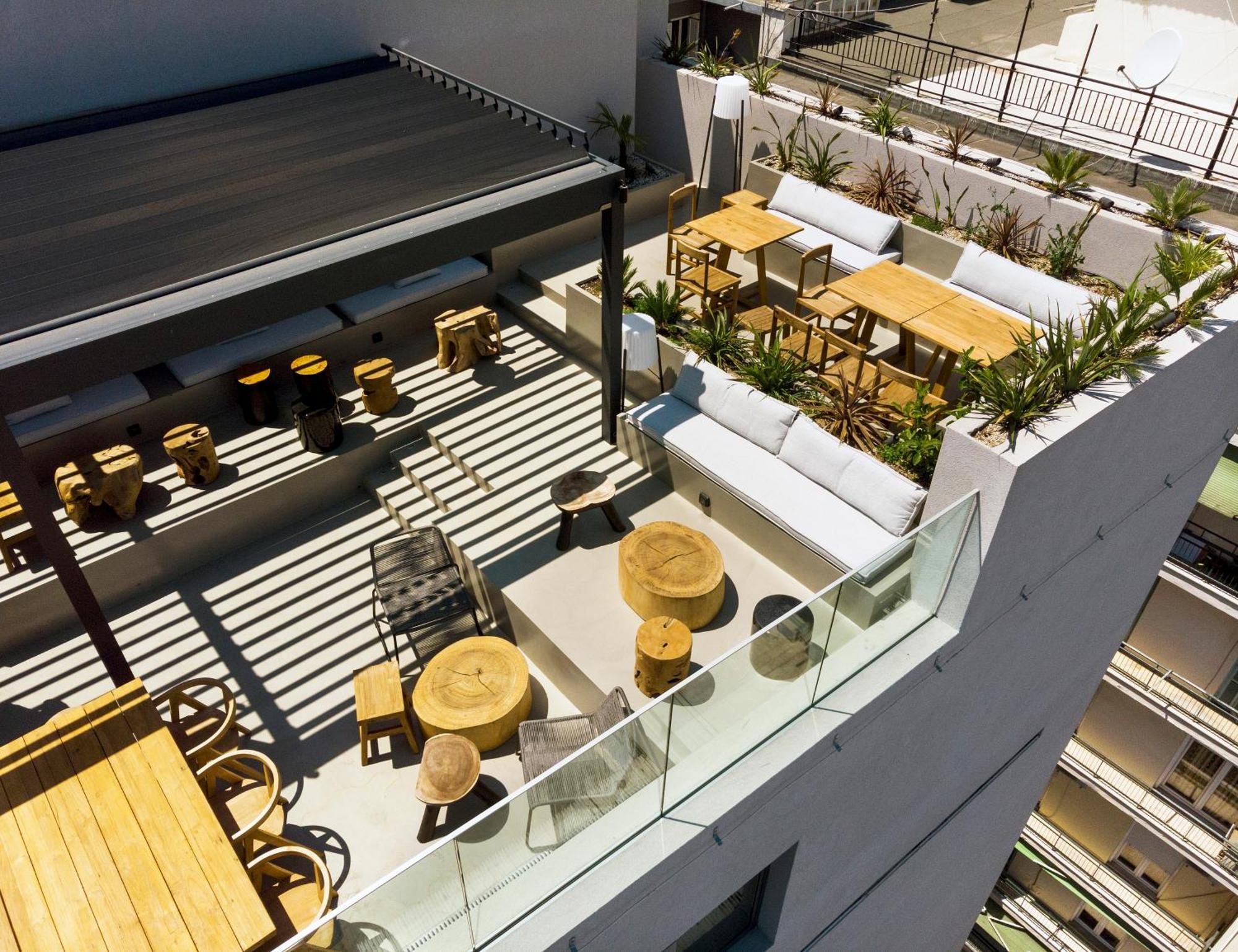 Onoma Hotel เทสซาโลนิกิ ภายนอก รูปภาพ The interior of the building